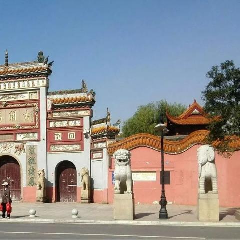 旅游必去十大景点的简单介绍